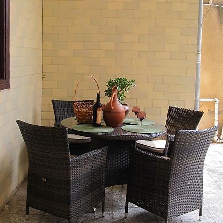 Guest House Stefanos Tbilisi Ngoại thất bức ảnh