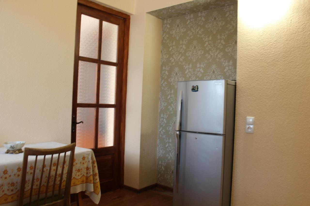 Guest House Stefanos Tbilisi Ngoại thất bức ảnh